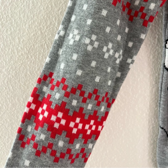 Disney Mickey and Minnie Christmas Holiday Sweater - Picture 4 of 7